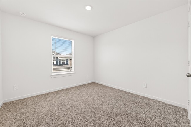 Building Photo - 3523 Adelie Ln