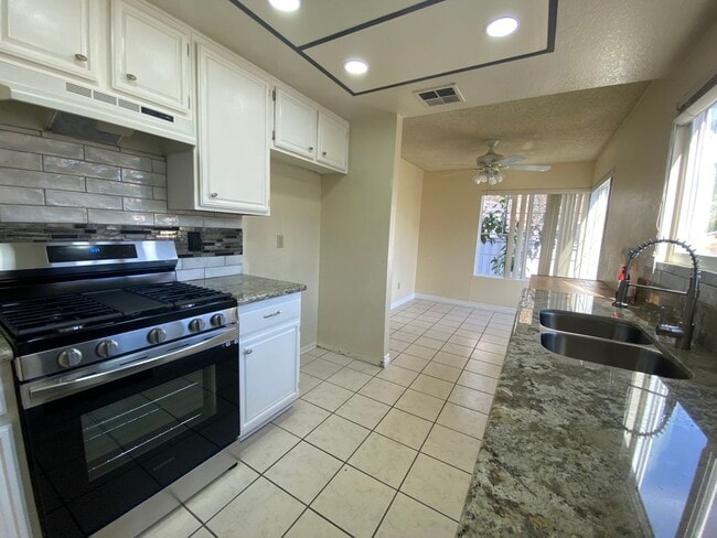 Building Photo - Two-Story 2-Bedroom Condo in North San Ber...