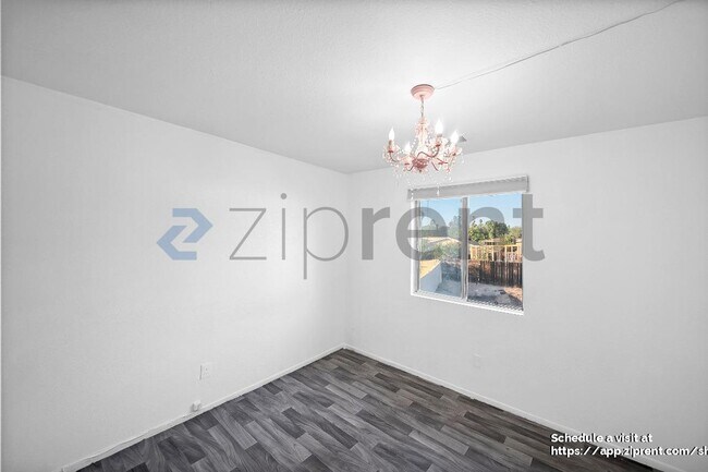 Building Photo - 1300 Mt Diablo St