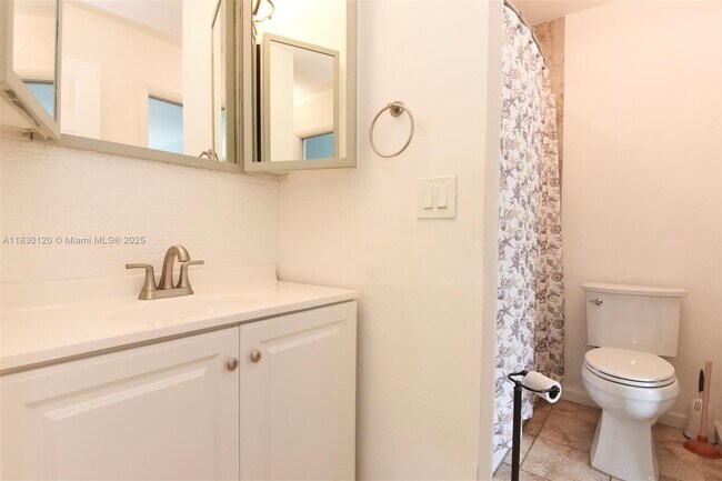 Building Photo - 781 Little Pine Dr