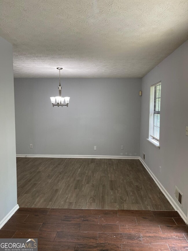 Building Photo - 1356 Diplomat Dr