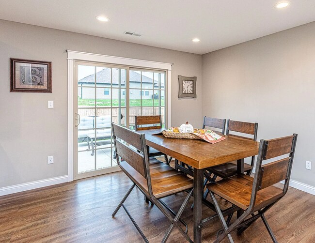 Building Photo - Single Family Home - Available For Rent!