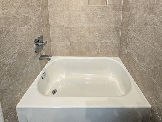 Building Photo - 203 Danna Ln