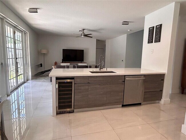 Building Photo - Elm Grove Road, Weston, FL 33327 - 4 BR 3 BA single-family home