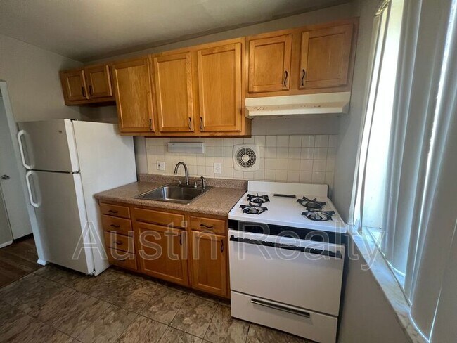 Building Photo - 9111 Olive Blvd