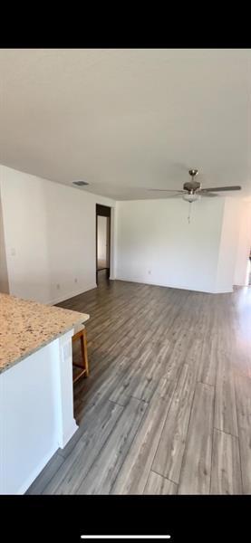 Building Photo - 5335 Entertainment Way