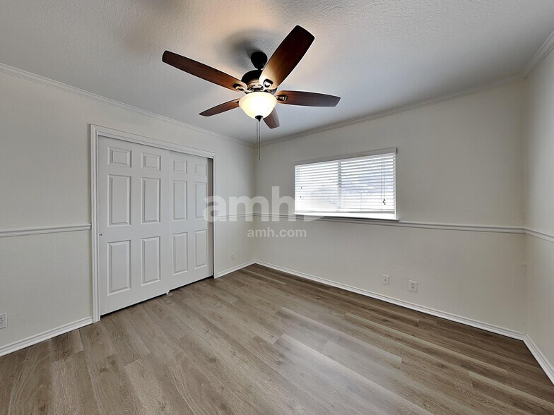 Building Photo - 3312 Whisper Bluff