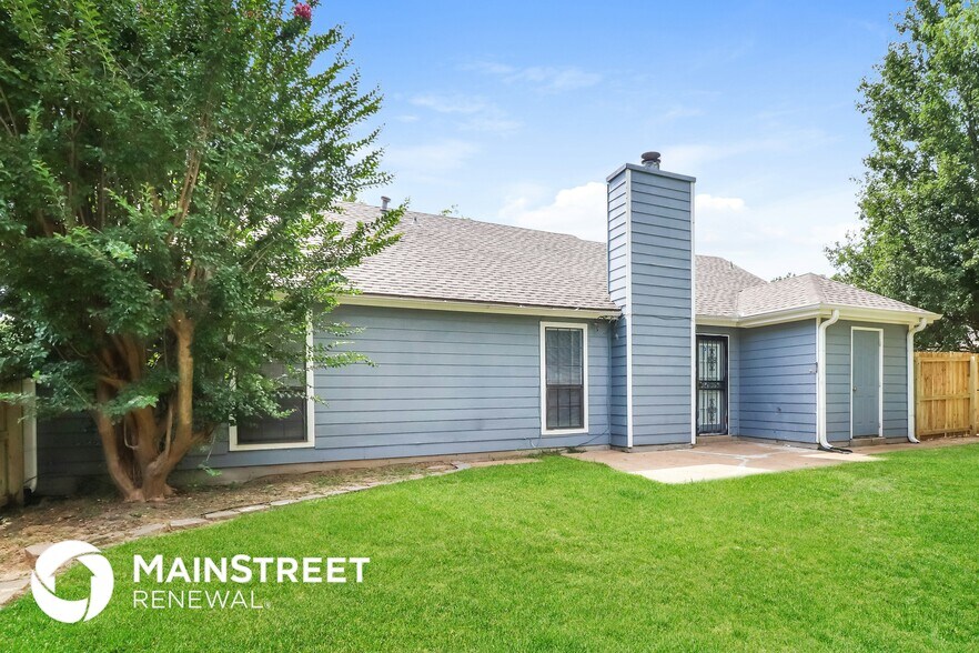 Building Photo - 4022 Castile St