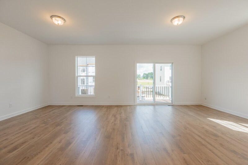 Building Photo - 1041 Balsam Ln