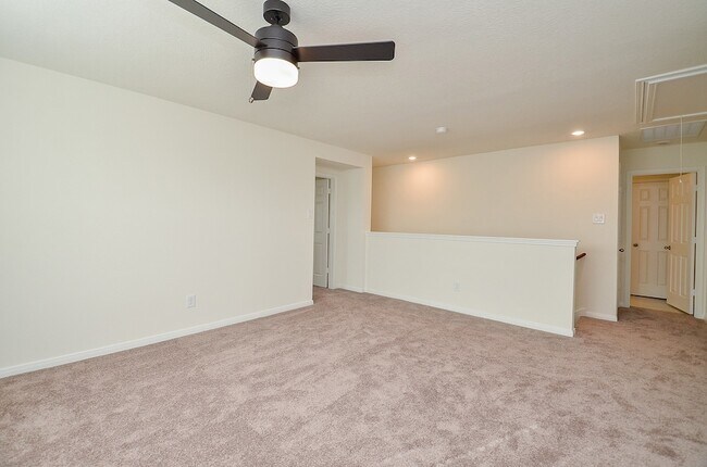 Building Photo - 25407 Benroe St