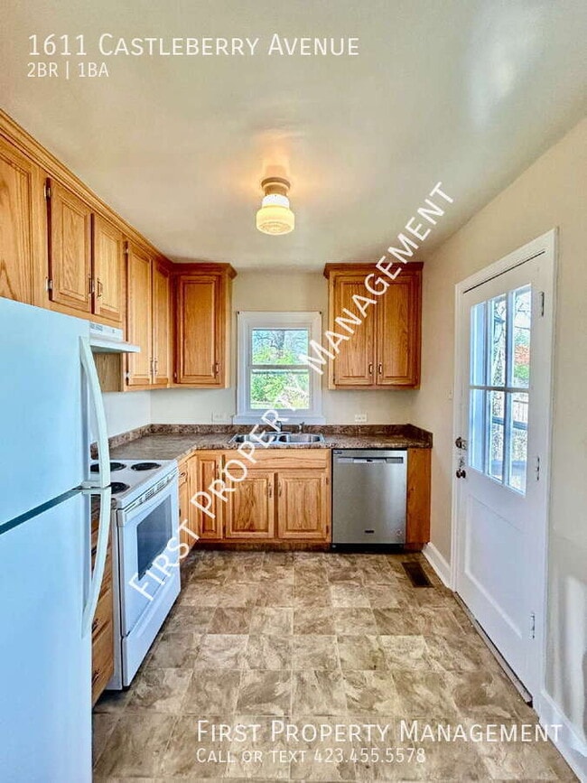 Building Photo - 1611 Castleberry Ave