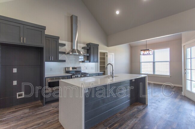 Building Photo - 3141 SE 35th St