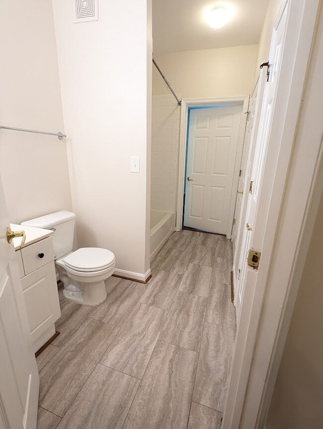 Building Photo - Palazzo at Park Center Top floor 2 bedroom...