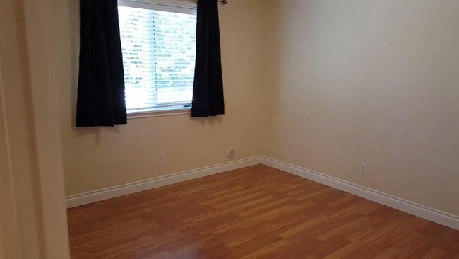 Building Photo - 3 bed 2 bath in Sequim
