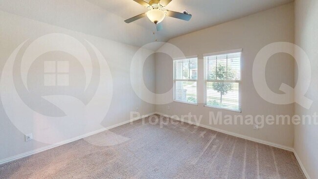 Building Photo - 2876 Brittlebush Dr