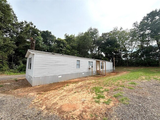 Building Photo - 1321 Gator Hl Dr