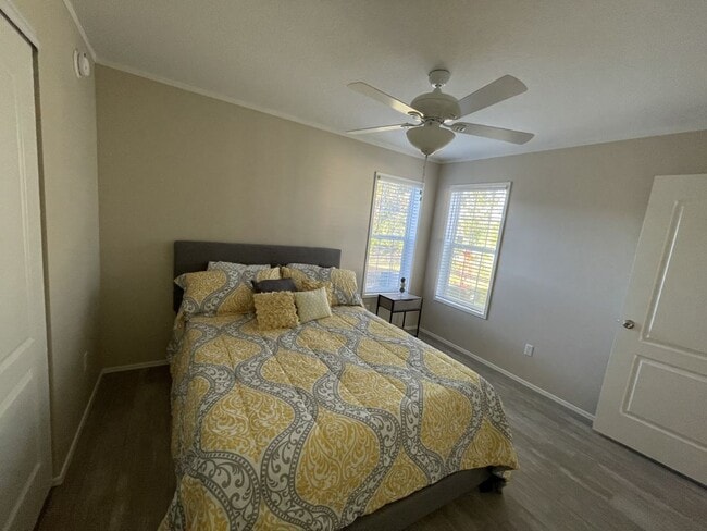 Building Photo - 6448 Golden Nugget Dr