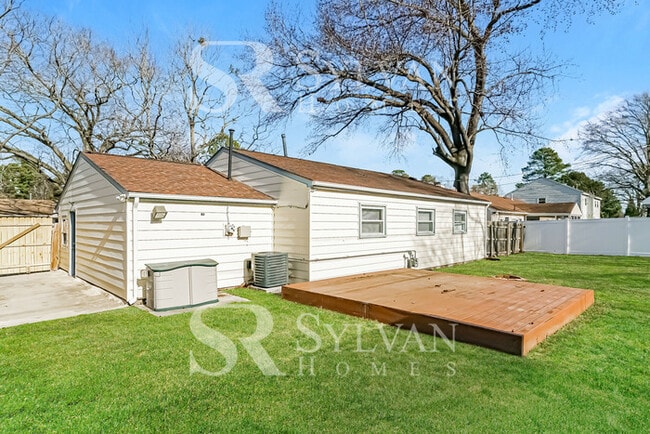 Building Photo - Living where You Love is Good for your Heart!