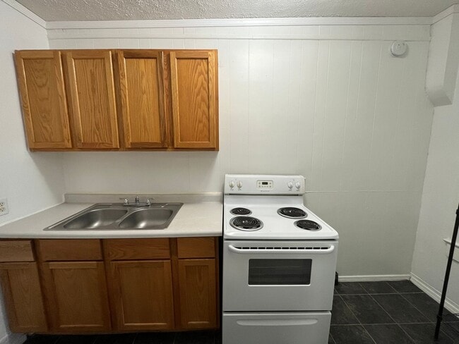 Building Photo - 1222 Columbia St