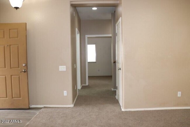 Building Photo - 15943 N Cristine Ln