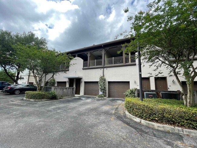 Building Photo - 9823 Tapestry Park Circle