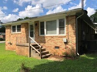 Building Photo - 11 Cuttino Cir