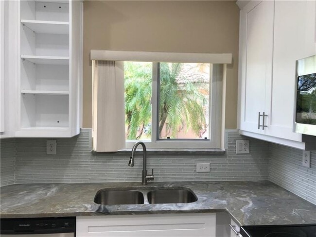Building Photo - 5766 NW 127th Terrace