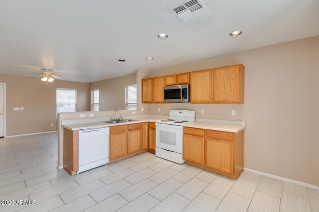 Building Photo - 25787 W Lynne Ln