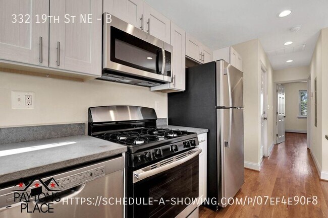 Building Photo - 332 19th St NE