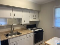 Building Photo - 157 Hessian Hills Way