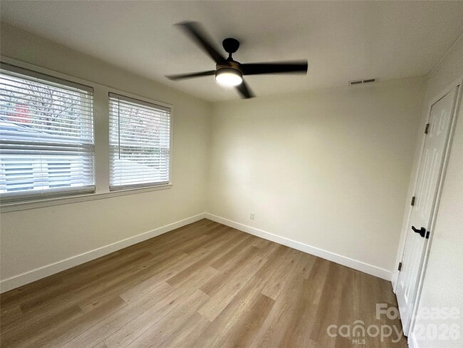 Building Photo - 1450 Academy St