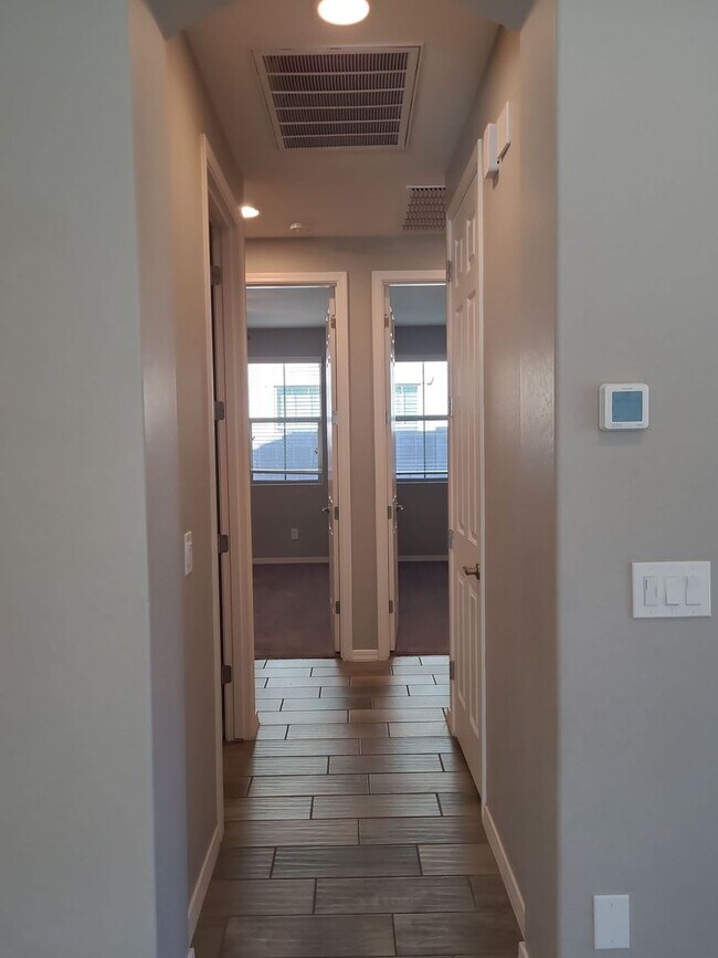 Building Photo - Exceptional Cooley Station Rental: 3-Bed, 2-Bath Home with Office/Den, Gourmet Kitchen, and Commu...