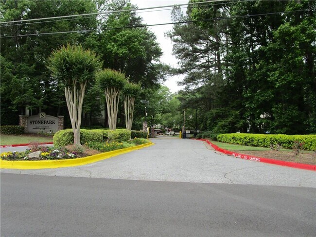 Building Photo - 4003 Wingate Way