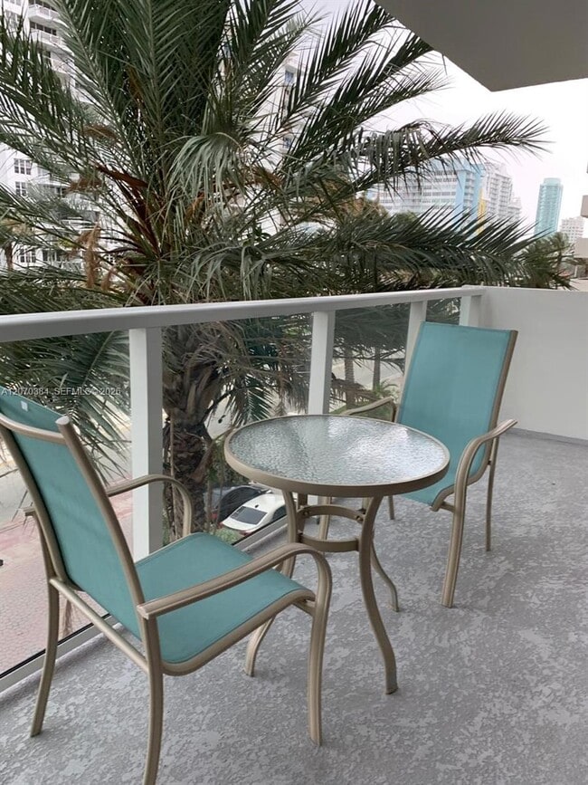 Building Photo - 5701 Collins Ave