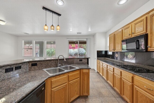 Building Photo - 5365 Fairbranch Ln