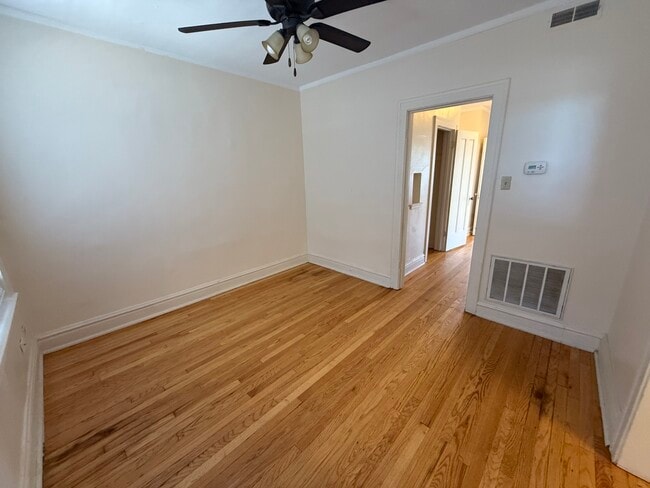 Building Photo - 7437 Randolph St