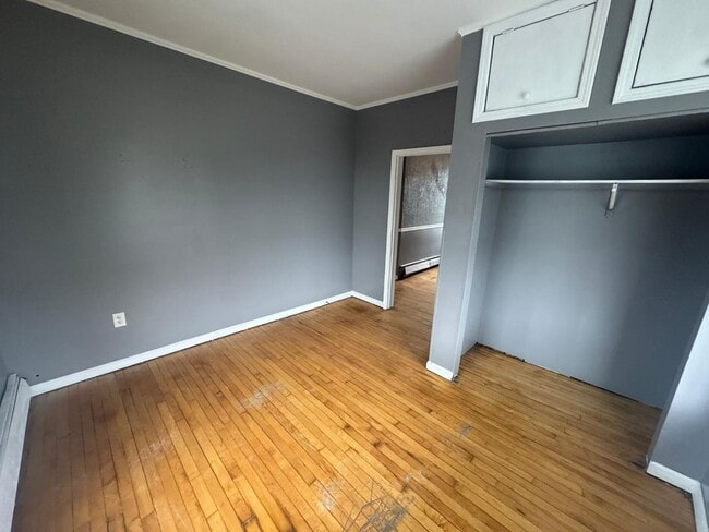 Building Photo - 125 Caroline Ave