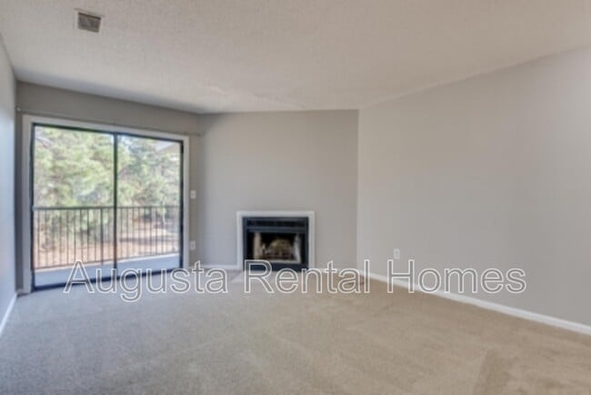 Building Photo - 2449 Jennings Rd