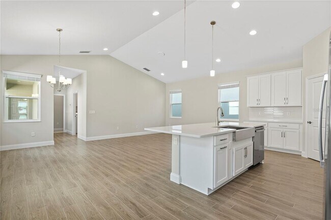 Building Photo - 12144 Stoneleigh Aly