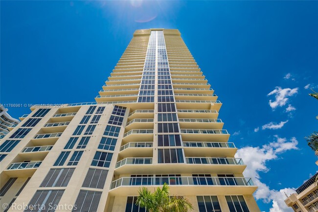 Building Photo - 16699 Collins Ave