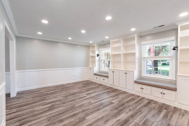 Building Photo - Charming 3 Bedroom, 2.5 Bath Home in Coventry