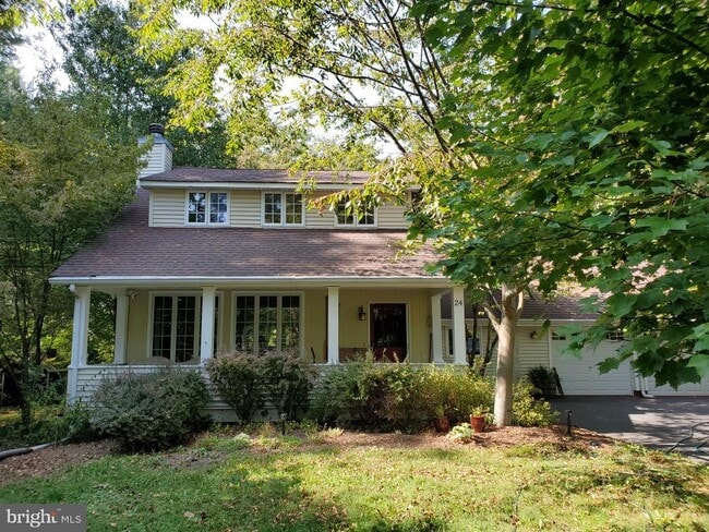Building Photo - 24 Blue Ridge Rd
