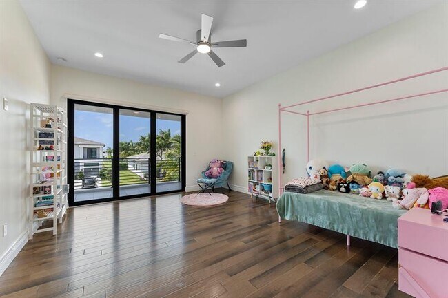 Building Photo - 9626 Vescovato Way