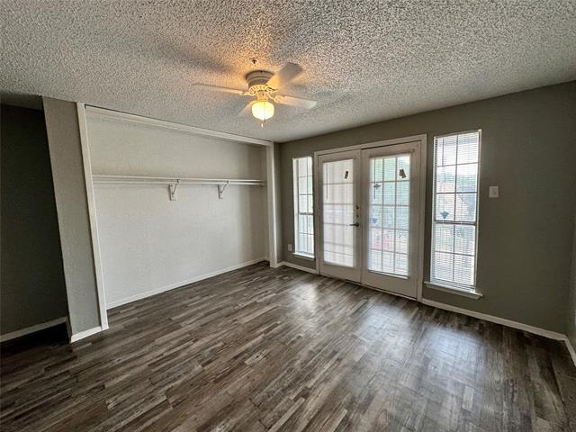 Building Photo - 9823 Summerwood Cir