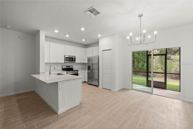 Building Photo - 3632 SE 37th Ct