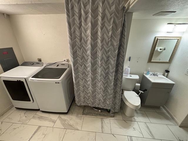 Building Photo - 2113 Via Del Norte