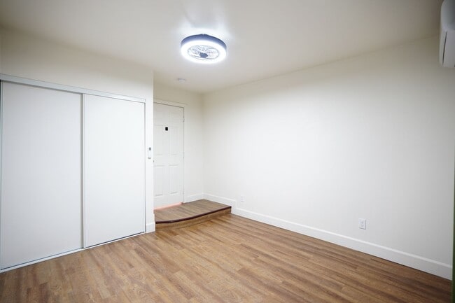 Building Photo - 4773 Sierra St