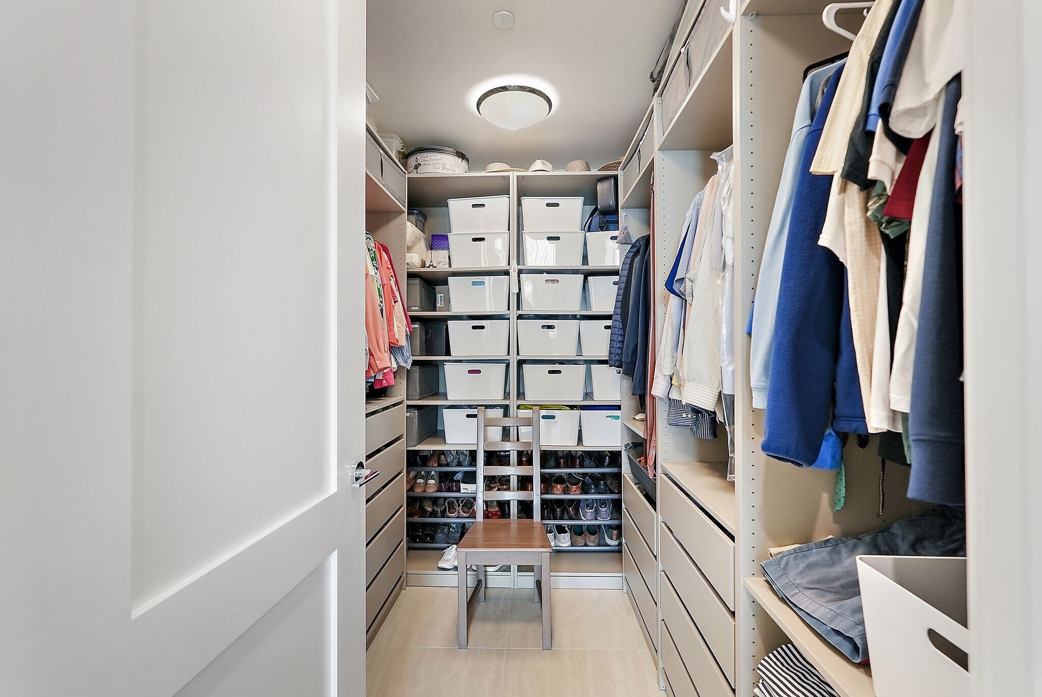 Building Photo - 301 1st St S