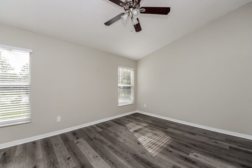 Building Photo - 17104 Cypresswood Way