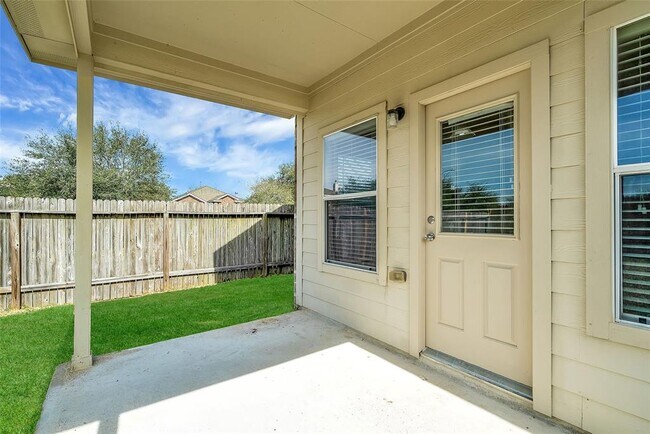 Building Photo - 31723 Regal Park Ct